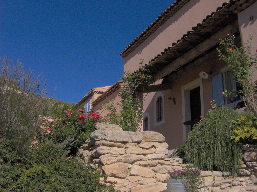 Le Mas De Pie Caud Bed & Breakfast Rognes Eksteriør bilde