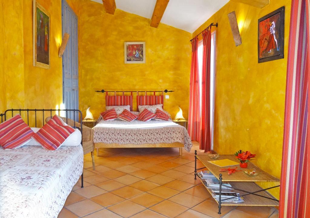 Le Mas De Pie Caud Bed & Breakfast Rognes Eksteriør bilde