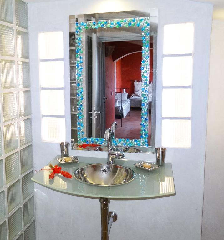 Le Mas De Pie Caud Bed & Breakfast Rognes Eksteriør bilde